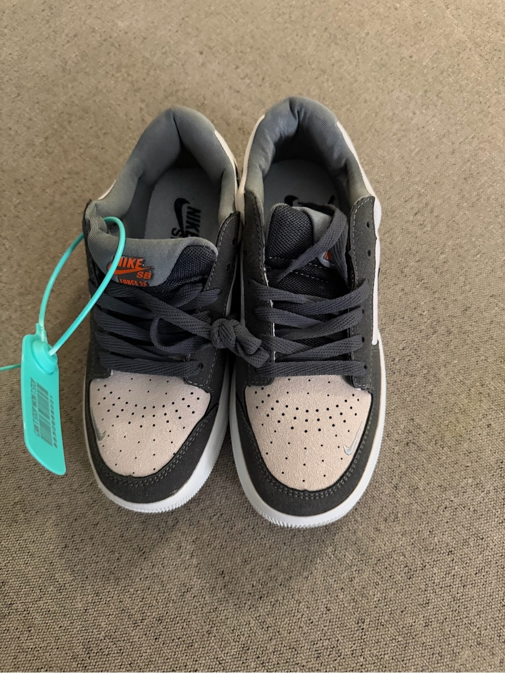 Kids' Low-Top Skate Sneakers in Gray and Black